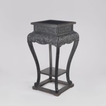 Table, phoenixes iconography, dragons iconography, Chinese art, Chinese culture, Qing 1644–1911,