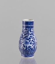 Hu-type vase, ceramics, blue and white porcelain, Chinese art, hu vessel, lotus tendril ornament,