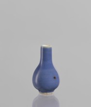 Bottle, Chinese, Chinese art, ceramics, poudre bleu, 19th century, China, vessel, height 5.3 cm, A