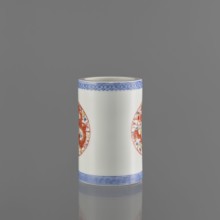 Brush vessel, Chinese, 19th century, ceramics, decorated with dragons and meander ornament,