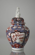 Vase with cover, Japanese, Edo period 18th century, imari ceramics decorated with flowers, tree,