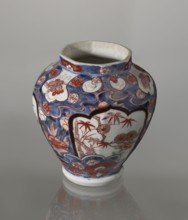 Vase with cover, Japanese, Edo period 1603–1868, 18th century; porcelain imari, decorated with