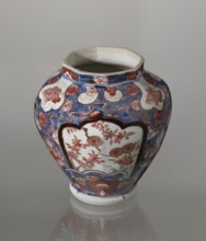 Vase with cover, Japanese, Edo period 18th century, imari ceramics decorated with flowers, tree,