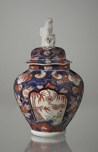 Vase with cover, Japanese, Edo period 18th century, imari ceramics depicting flowers, bamboo,