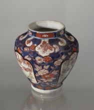 Vase with cover, Japanese, Edo period 18th century, imari porcelain vessel decorated with flowers,