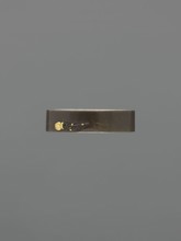 Sword hilt cap kashira, Melee weapon hilt cap decorated with two flowerpots: one with a dwarf pine