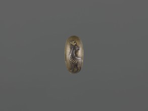 String threading knob kurigata, Melee weapon hilt fitting with side holes, undercut. Depicts deer,