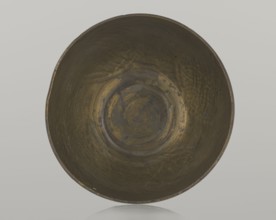 Bowl, Islamic art, Arabic, geometric motifs; decoration with braided and arabesque motifs in