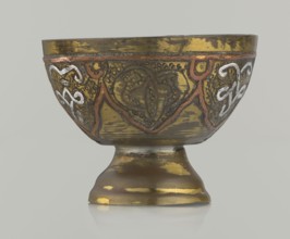 Bowl, 20th century, Middle East possibly Palestine. Ceramic vessel with arabesque and geometric