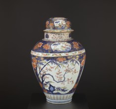 Vase tsubo with cover, Japanese, Imari style, Edo period 1603–1868, circa 1690–1730, Arita, Japan.