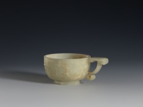 Bowl, Chinese, Qing dynasty 1644–1911, 18th century. Porcelain vessel with ruding pattern and knobs