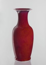 Vase, Chinese, Qing dynasty 1644–1911, 19th century. Large oval ceramic vase with a long wide neck