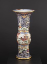Vase, Japanese, 19th century, colored porcelain Imari, ceramics; floral decorations, phoenixes