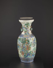 Vase, figurative scenes, Chinese art, Chinese culture, colored porcelain, warriors, plant