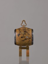 Okimono in the shape of a taiko drum, maker unknown Nogawa workshop ?, ca. 1890–1900 Meiji period,