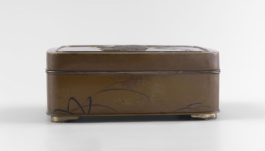 Box with lid by Jômi, Eisuke I 1839–1899. Rectangular box with rounded corners, decorated on the