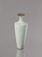 Vase, gift; symmetrical decoration: blooming poppies on a grey-blue background; cloisonné enamel;