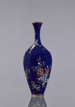 Vase, cloisonné enamel, wisteria, hens, flowers, roosters iconography, Japanese art, vases,