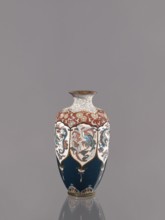 Vase, Cloisonné enamel. Vase on a small ring-shaped foot with a short neck ending in a spout