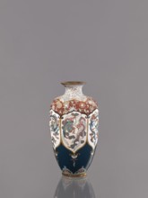 Vase, Cloisonné enamel, Meiji period ca. 1890–1900, Kyoto, Japan. Vase on a small ring-shaped foot