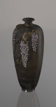 Vase, Toshitsugu craftsman. Meiji period 19th/20th century, Japan. Ovoid vase on a low ring foot