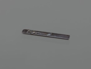 Knife handle kozuka, maker, kozuka crafted in Japan, Edo period 18th century; decorated with herons