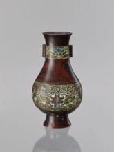 Vase, Chinese, taotie iconography, Qing dynasty 1644–1911, 19th century, ceremonial/ritual vessel,