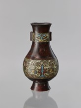 Vase, Chinese, taotie iconography, Qing dynasty 1644–1911, 19th century, ceremonial/ritual vessel,