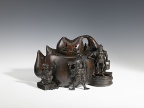 Censer kôro, figurative scenes, Japanese art, gourds, Japanese, Meiji 1868–1912, bronzes. Decorated