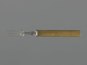 Fork with knife handle kozuka, Japanese, Edo period 1603–1868, 18th century. Kozuka for katana;