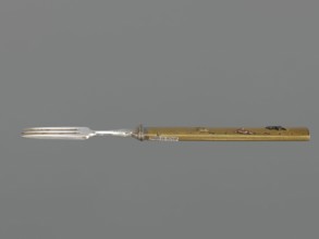 Fork with knife handle kozuka, Japanese, Edo period 1603–1868, 18th century; kozuka for katana;