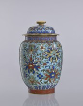Vase with lid, Chinese, Qing dynasty 1644–1911, cloisonné enamel decorative vessel with floral