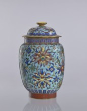 Vase with lid, Chinese, Qing 1644–1911, cloisonné enamel decorative vessel with floral ornaments,