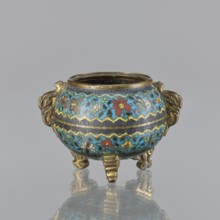 Ding incense burner, cloisonné enamel, 18th century China. Tripod vessel with two plastically