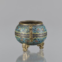 Ding incense burner, gift; Chinese, Qing dynasty 1644–1911; cloisonné enamel ceremonial tripod