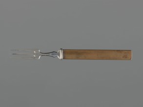 Fork with knife handle kozuka, Japanese, Edo period 1603–1868, 18th century, kozuka for katana,