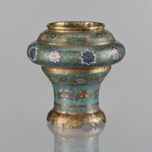 Vessel, gift, Meiji period 1868–1912, Japan; champlevé enamel; plant motifs, butterflies, flowers,