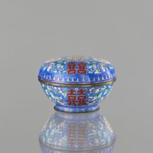 Incense burner - bowl with a lid, Chinese art, Chinese, Qing 1644–1911 style, bats iconography,