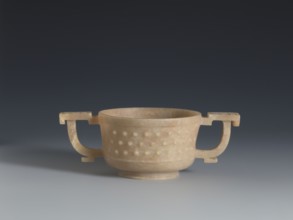 Gui-type bowl, Chinese, Qing dynasty 1644–1911, 2nd half 18th century. Porcelain vessel referencing