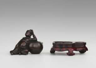 Paperweight: Li Bai on a stand; sculptor unknown. Material: sculpture; subject: Li Bai 701–762