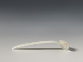 Hairpin, Chinese; Qing 1644–1911; 18th–19th century; milky white jade, fully carved head with