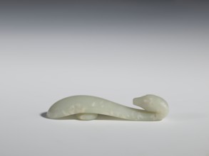Belt clasp, Chinese, Qing dynasty 1644–1911, 17th–18th century. Milky-white, slightly translucent