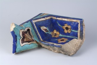 Fragment of a mukarnas, Islamic art, Persian culture, Timurid dynasty 1370–1526, Timur 1336–1405,