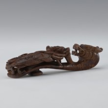 Belt clasp, Chinese; dragons iconography; Qing 1644–1911; 19th century; men's clothing ornament —