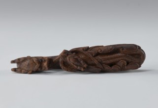 Belt clasp, Chinese, Chinese art; dragons iconography; Qing 1644–1911; men's clothing ornament