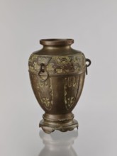 Vase on base; creator, purchase provenance; Chinese; Qing 1644–1911; ceremonial vessel decorated
