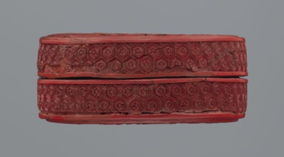 Box with lid;, Two-tone lacquer red exterior, black lacquer interior. Decorated with floral