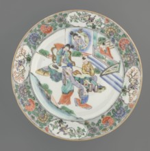 Plate. Porcelain fragment with white glaze; decoration painted with overglaze enamel paints and
