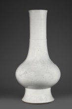 Vase, Chinese, Qing dynasty 1644–1911, 19th century. Porcelain body, spherical, flattened