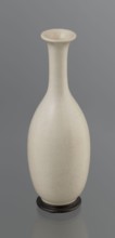 Vase on saucer. Vase made of stoneware or thick porcelain?, ovoid with a long cylindrical neck